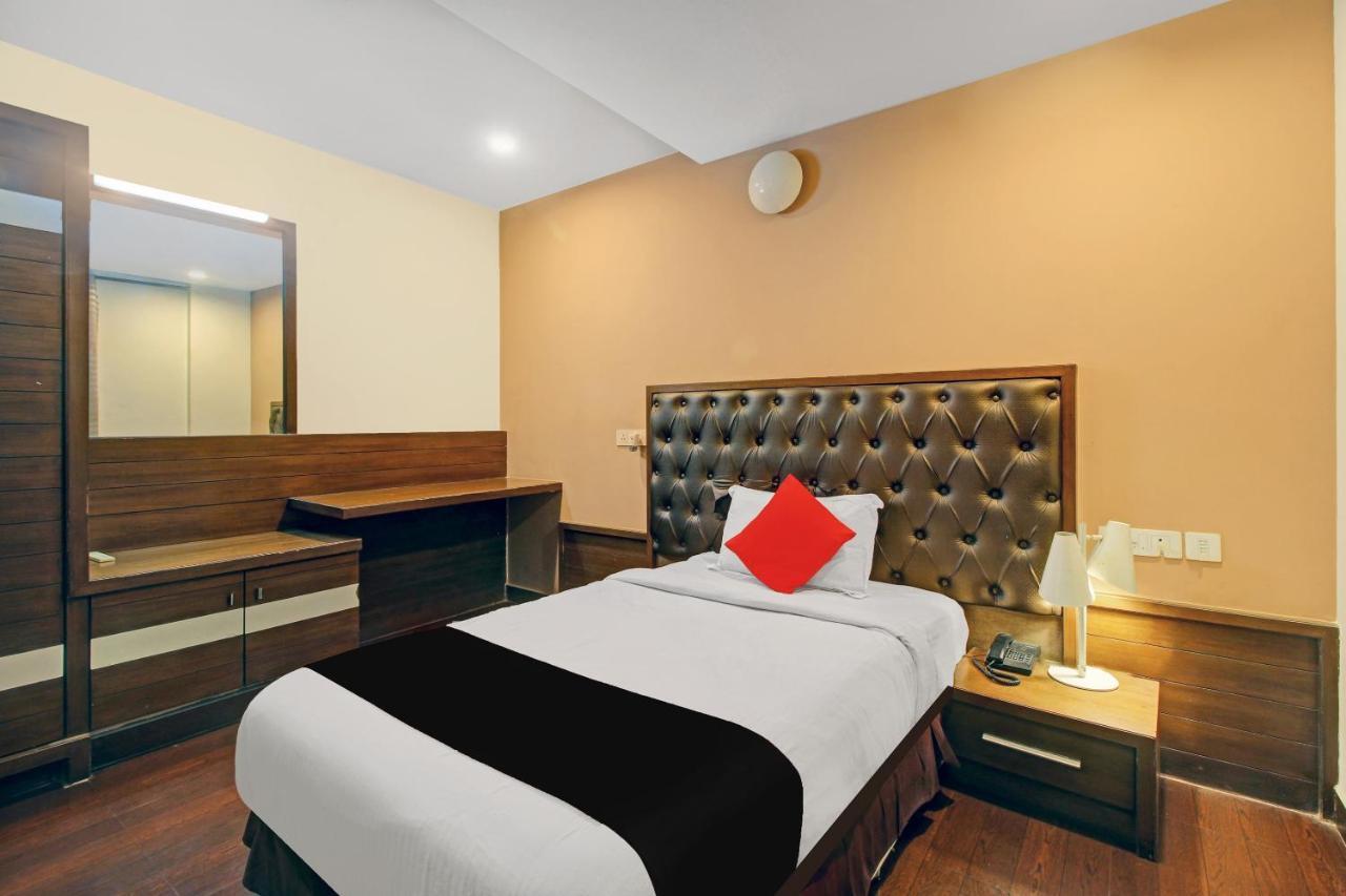 Trimulgherry Collection O 82357 Hotel Surabhi Pride מראה חיצוני תמונה