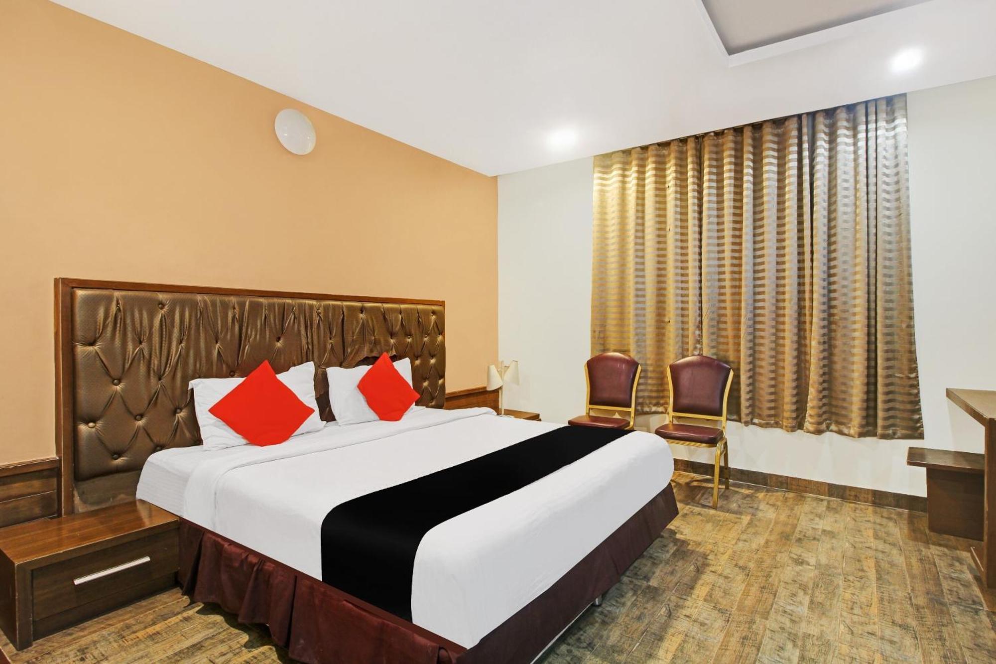 Trimulgherry Collection O 82357 Hotel Surabhi Pride מראה חיצוני תמונה